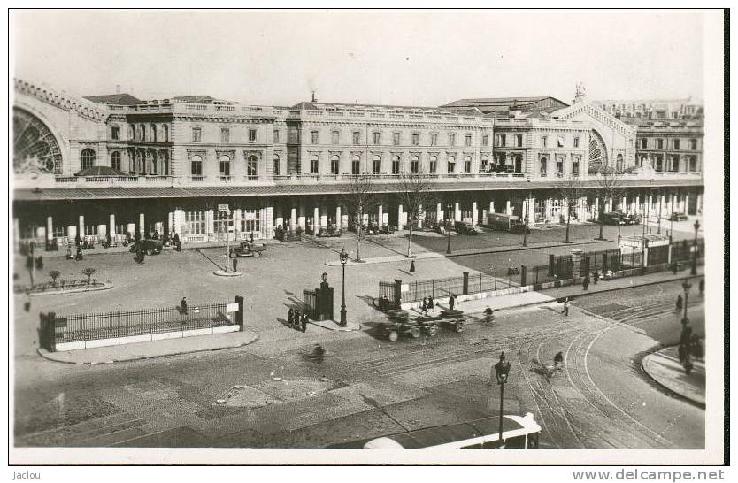 PARIS GARE DE L´EST EXTERIEUR PEU COURANTE REF 7323 - Transport Urbain En Surface