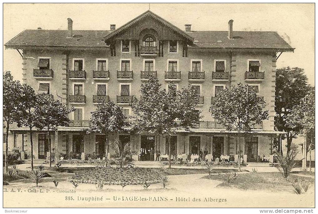 38  URIAGE LES BAINS  HOTEL DES ALBERGES    C1952 - Uriage