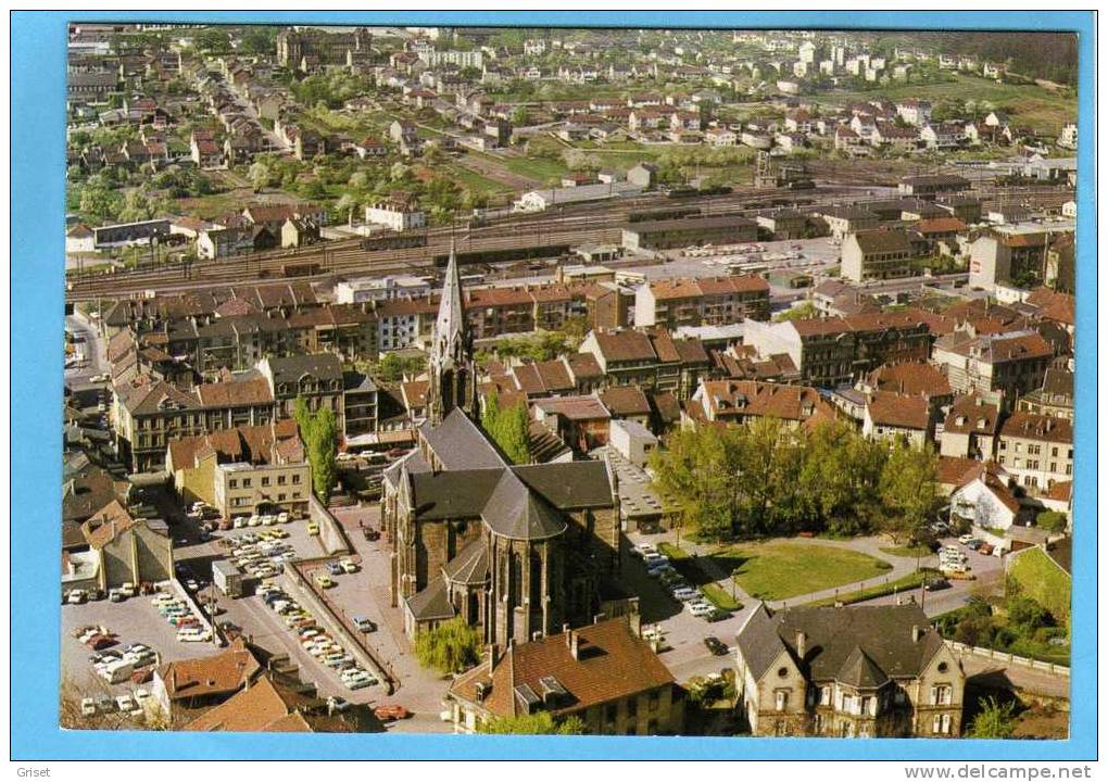 FORBACH - Vue Aérienne-l'église Et  La Gare+-beau Plan -années -60 - Forbach