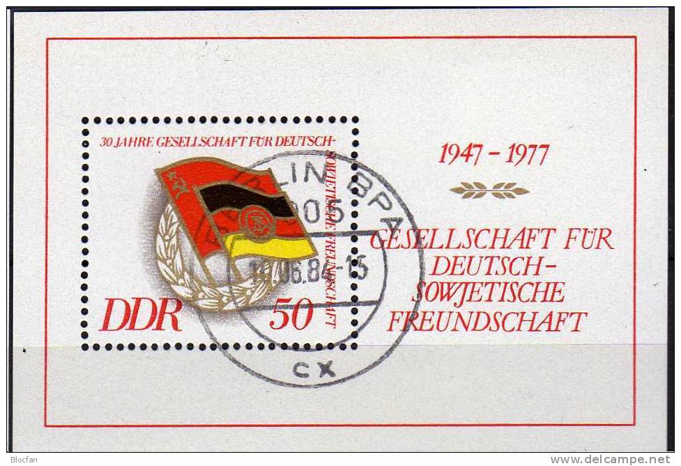 Gesellschaft Freundschaft Sowjetunion Und DDR 2235 Plus Block47 O 4€ DSF 30 Jahre 1977 Flag Bloc Sheet From Germany - Collezioni (in Album)