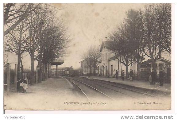 CPA.......MANDRES..LA GARE  TRAIN..POUR J.MOLIN A NOGENT L ARTAUD..AISNE - Mandres Les Roses