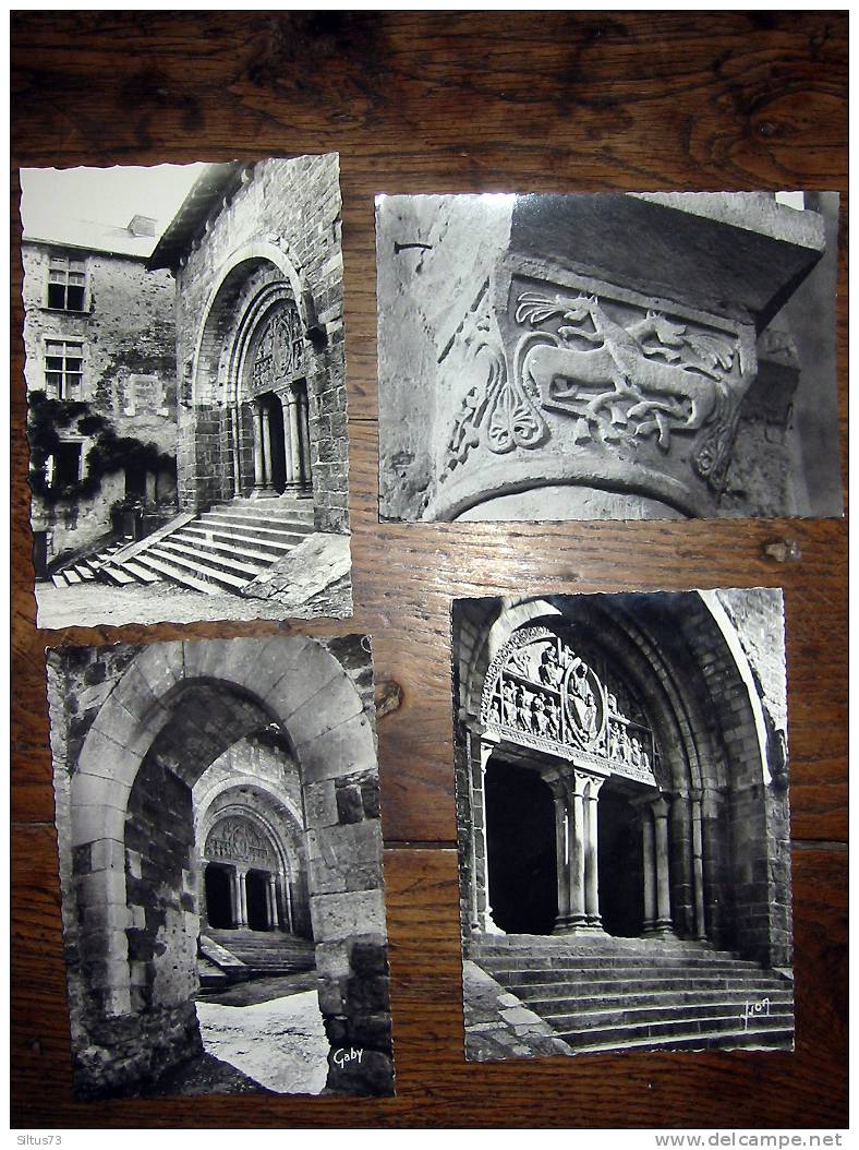 Lot De 4 Cartes CPSM Sur L´église De Carennac , Porche Et Tympan, Chapiteau - Autres & Non Classés