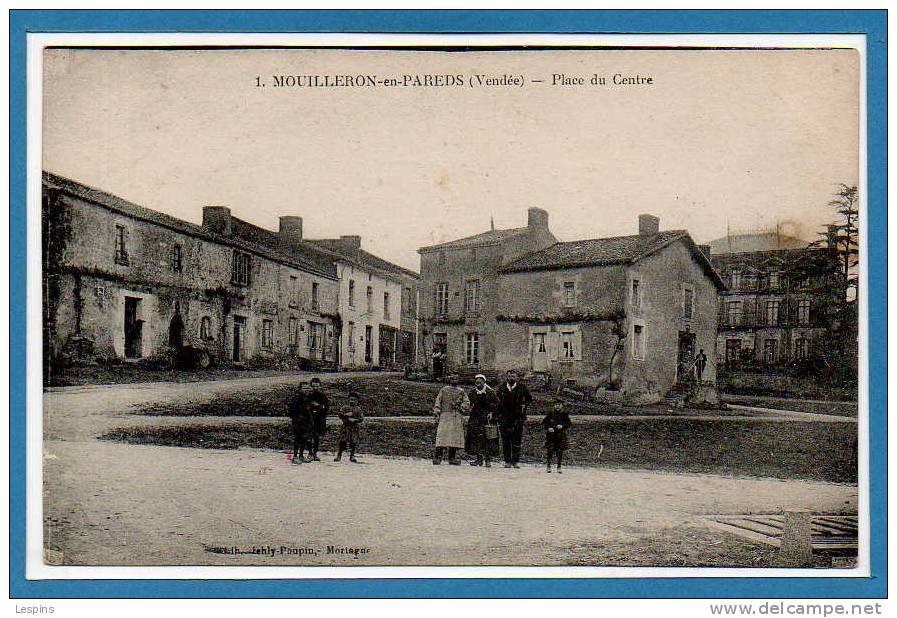 85 - MOUILLERON En PAREDS --  Place Du Centre - Mouilleron En Pareds