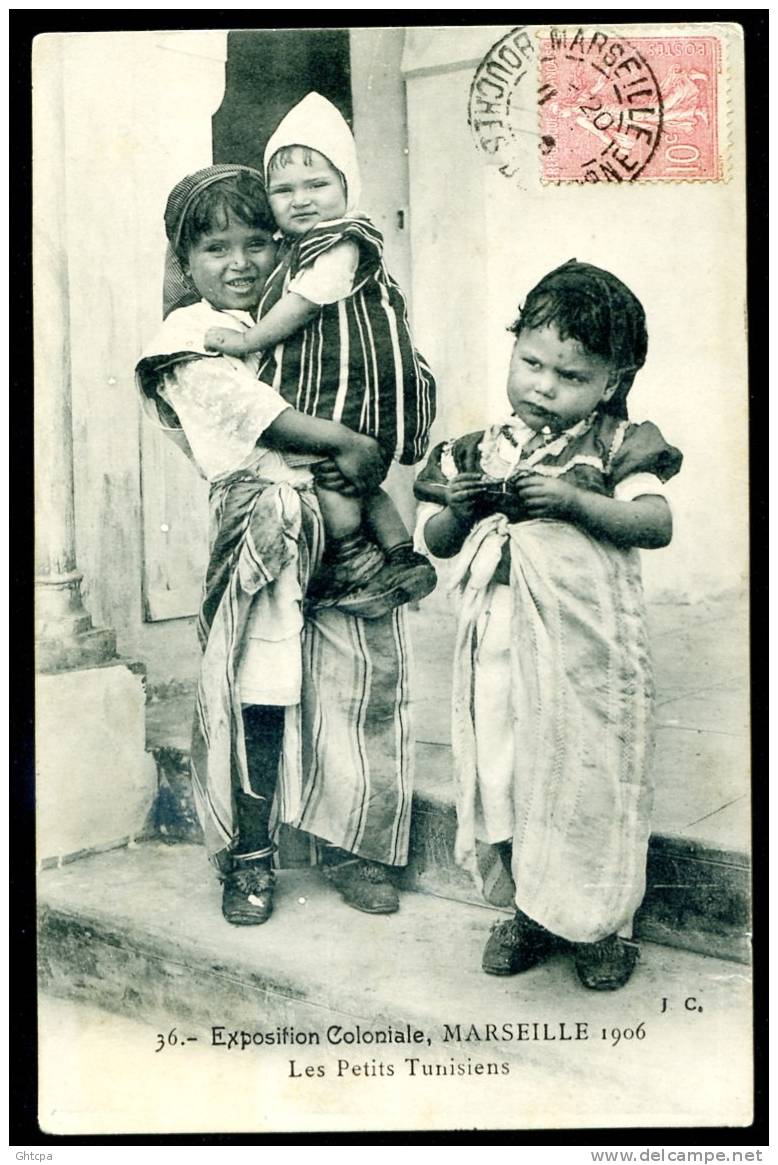 CPA. MARSEILLE.  Exposition Coloniale 1906. Les Petits Tunisiens. / Ed. Photo Ateliers Baudoin Vincent Marseille. - Expositions Coloniales 1906 - 1922