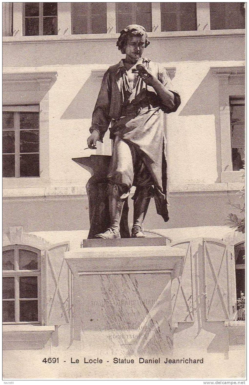 SUISSE NEUCHATEL Le Locle Statue Daniel Jeanrichard - Le Locle