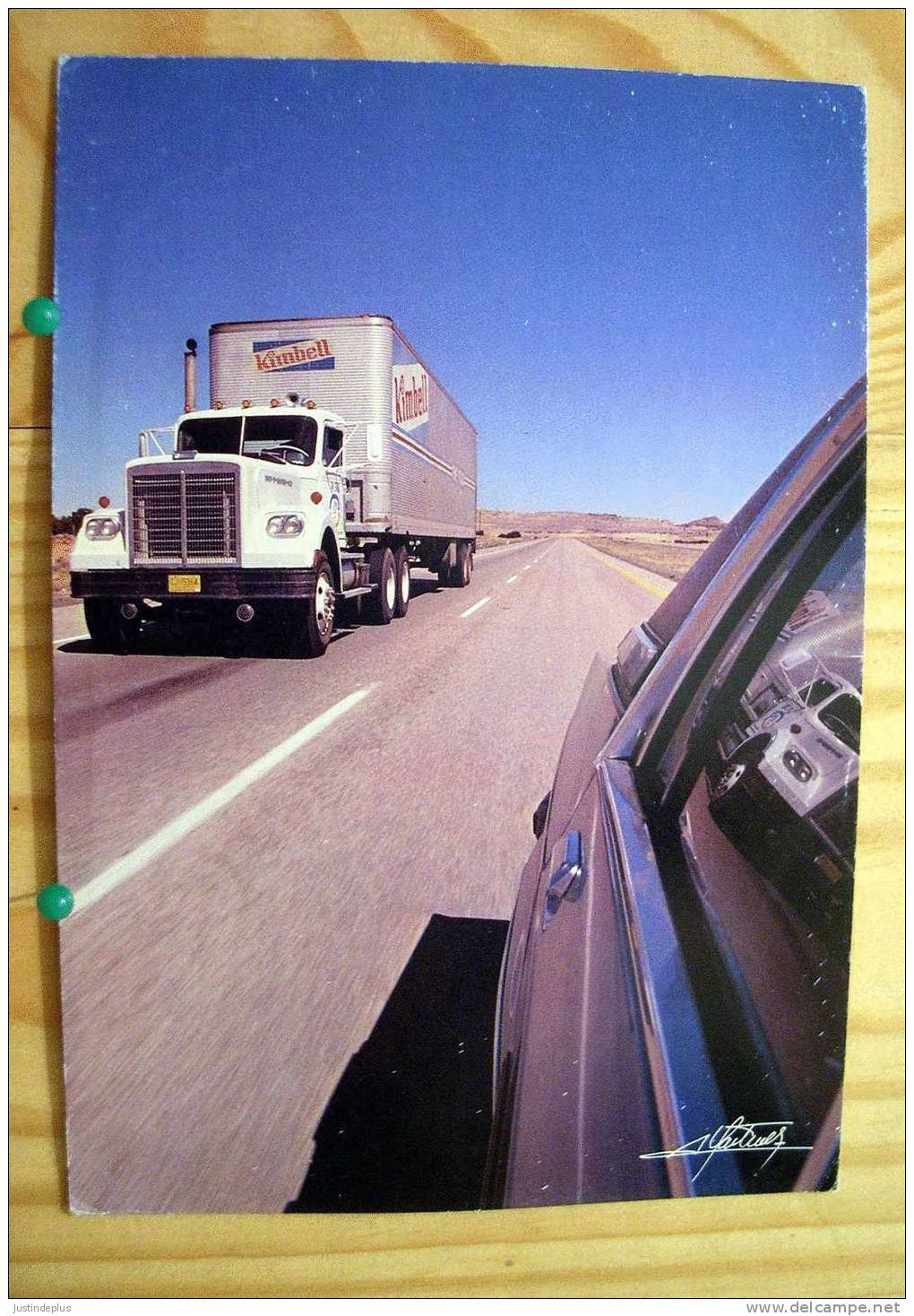 CPM Photo ALBERTO MARTINEZ Dépassement TRUCK Sur Route CAMION AMERICAIN GRD FORMAT Achat Immediat - Trucks, Vans &  Lorries