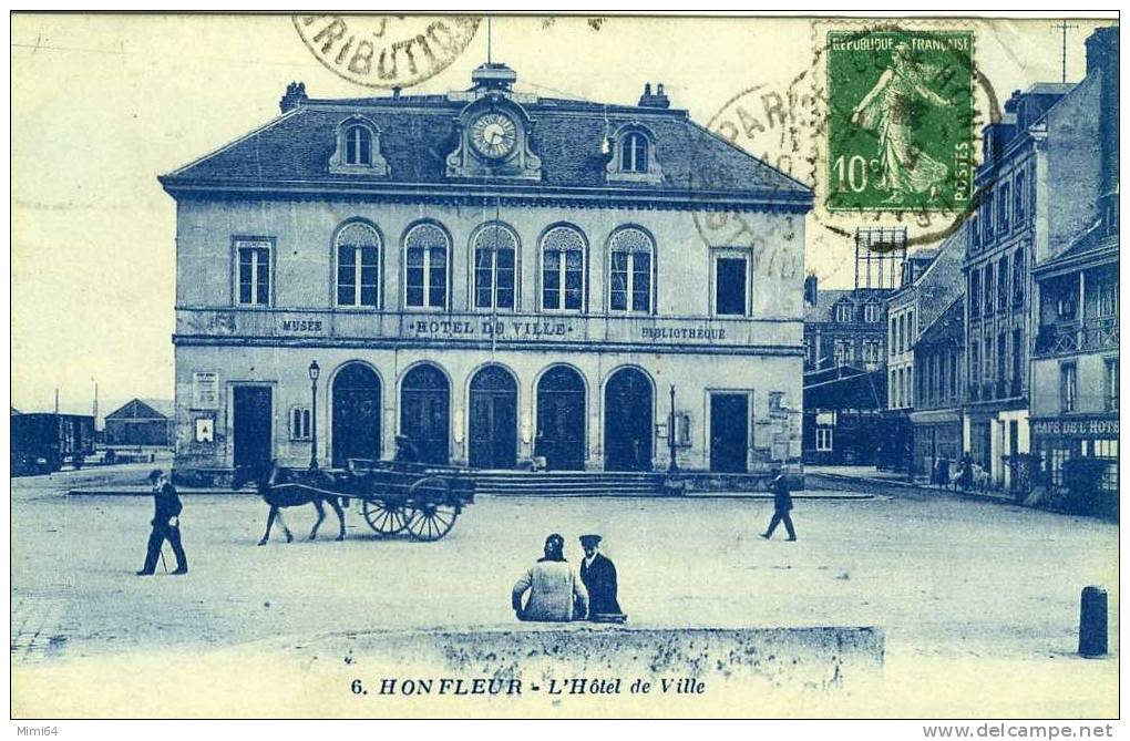 76 . HONFLEUR . L'HOTEL DE VILLE . (  Musée Et La Bibliotheque ) - Harfleur