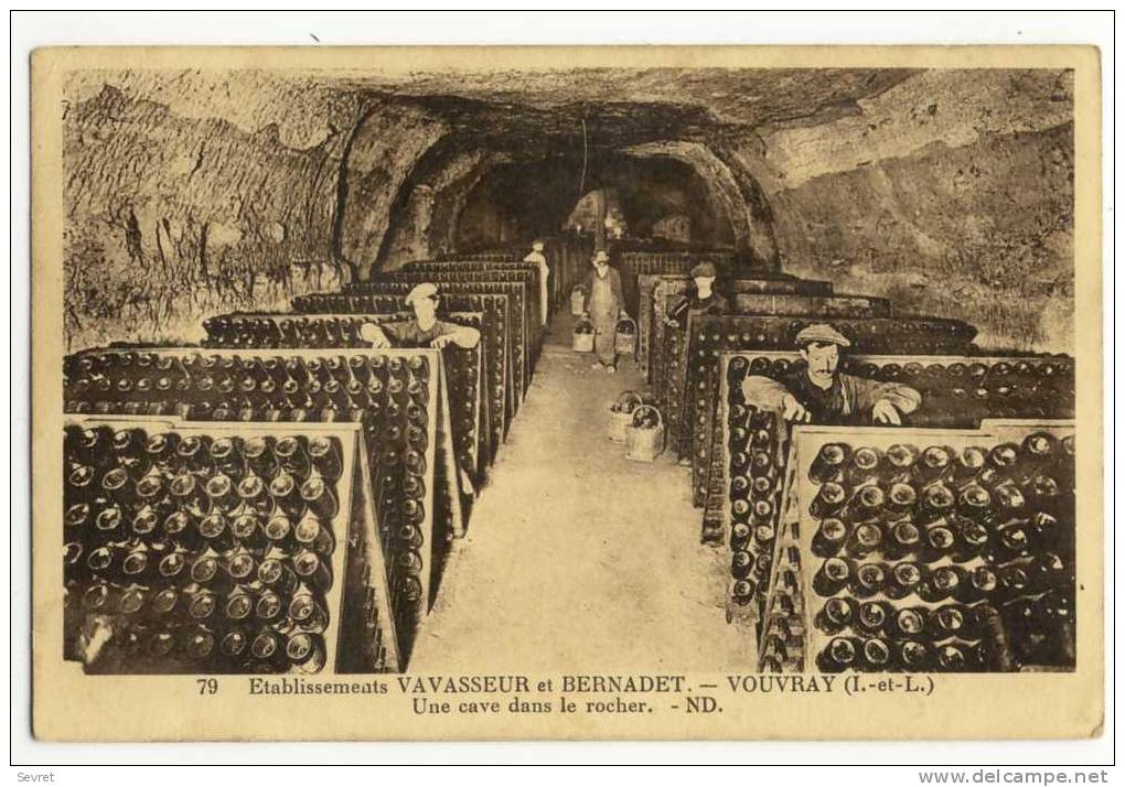 VOUVRAY  - ETS Vavasseur Et Bernadet.  Une Cave Dans Le Rocher. - Vouvray