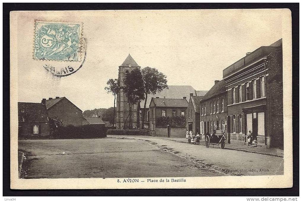 CPA  ANCIENNE- FRANCE- AVION (62)- PLACE DE LA BASTIDE- L'EGLISE- ANIMATION- - Avion