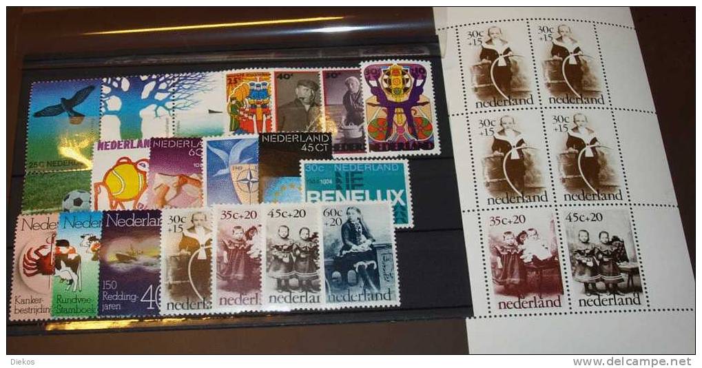 Jahrgang Nederland 1974 Postfrisch, Year Set, MNH  Michel: 33.- &euro; #1966 - Collections