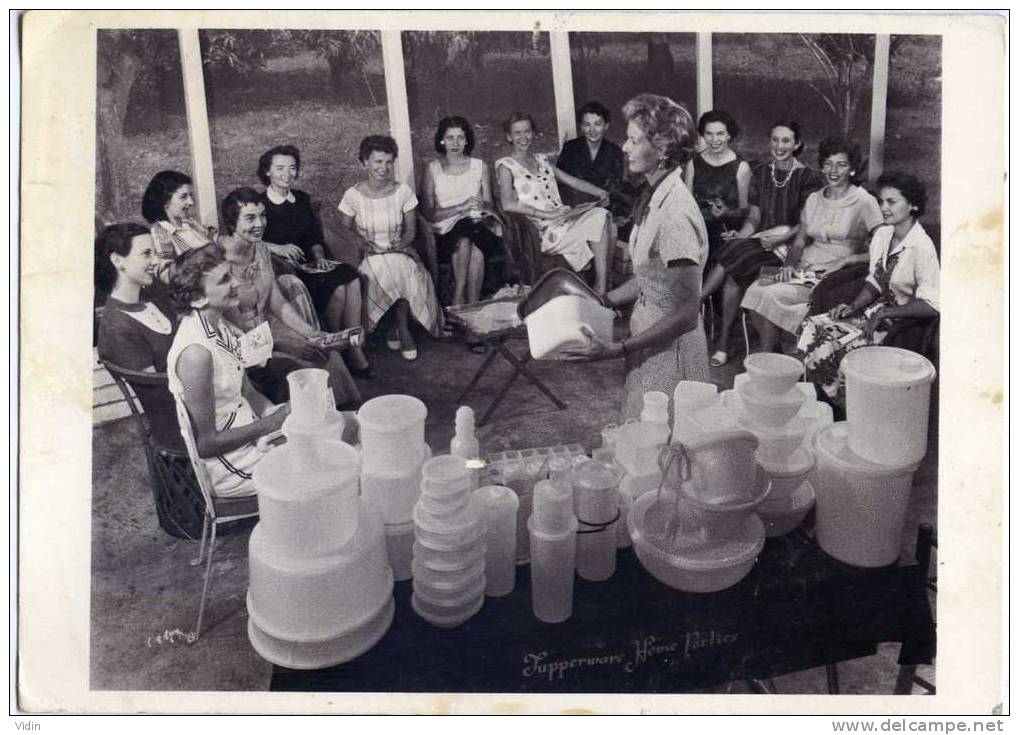 TUPPERWARE HOME PARTY 1958 - Sarasota