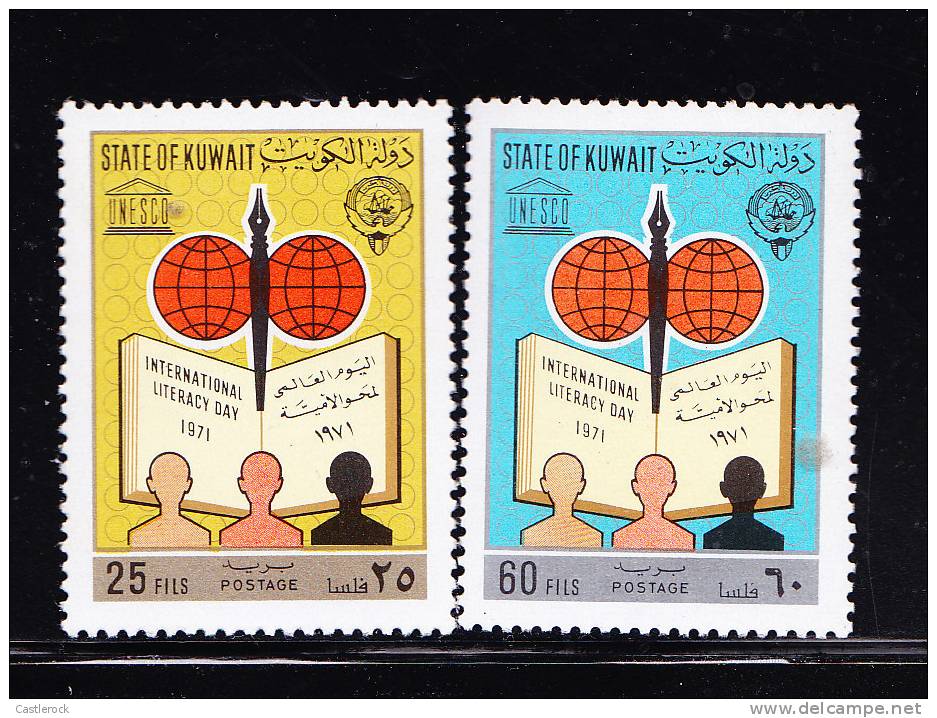 T)1971,KUWAIT,SCN 533-534,INTERNATIONAL LIERACY DAY,MNH,SCN 533-534,PERF.12 - Koweït