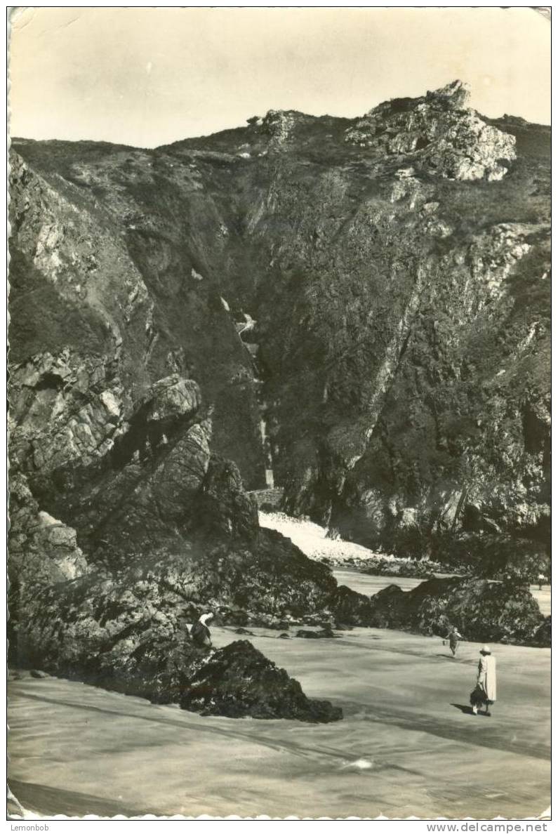 Britain - United Kingdom - Steps To Beach, Petit Port, Guernsey - 1957 Used Real Photo Postcard [P2687] - Guernsey