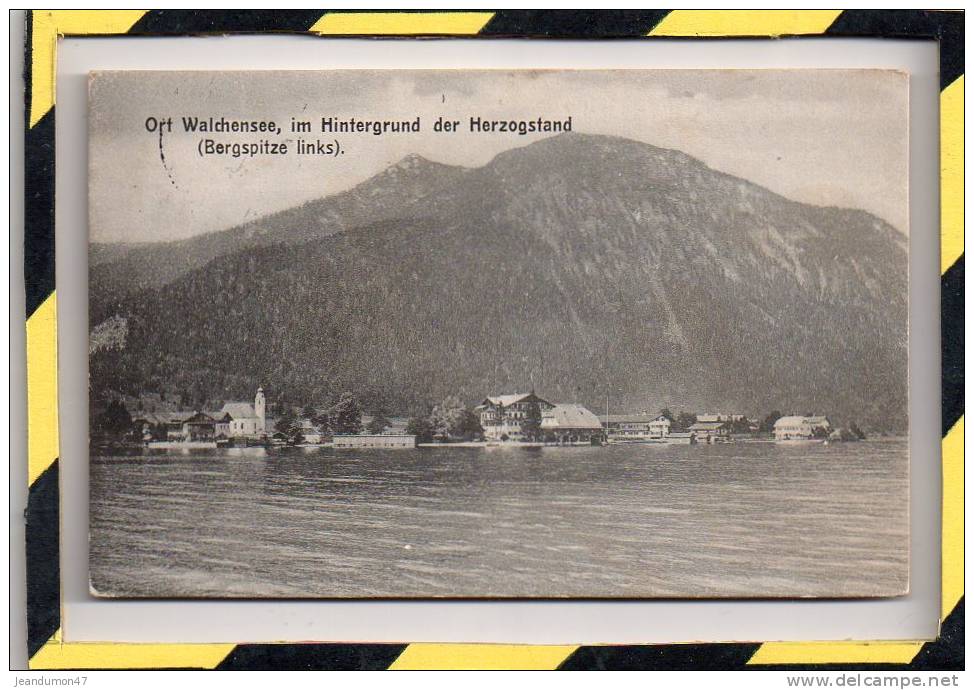 ORT WALCHENSEE IM HINTERGRUND DER HERZOGSTAND. ( BERGSPITZE LINKS ) - Bad Toelz