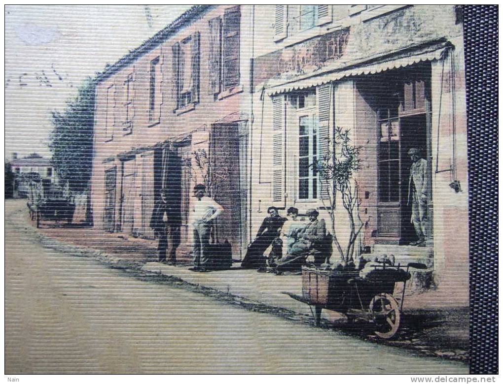 85 - LA CHATAIGNERAIE ( Vendée ) - ROUTE DE SAUMUR - BELLE CARTE - Brouette ... - La Chataigneraie