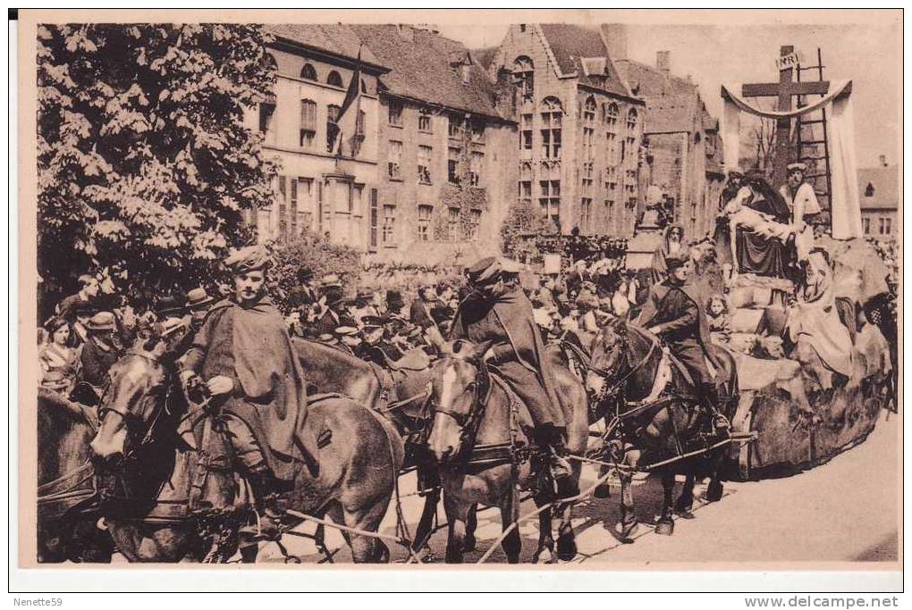 BRUGES Procession Du Saint Sang : Char De La Descente De Croix - Brugge