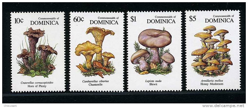 Dominique ** N° 1259 à 1262 - Champignons (7 P46) - Dominica (1978-...)