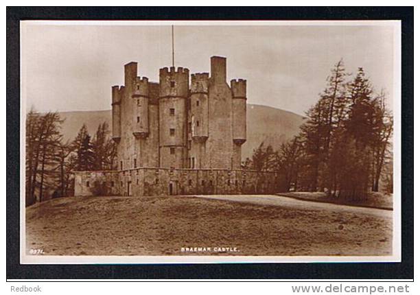 RB 677 - Real Photo Postcard Braemar Castle Aberdeenshire Scotland - Aberdeenshire