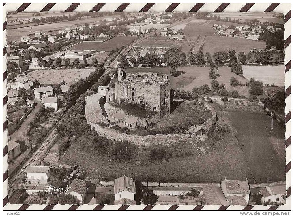 R207 42 MONTROND LES BAINS VUE AERIENNE DU CHATEAU 1952 - Autres & Non Classés