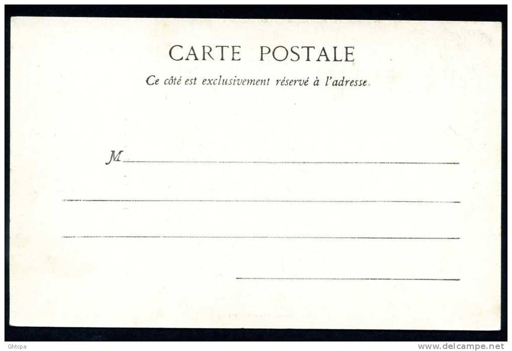 CPA. DOUAI.  Madame GAYANT.  / Ed. Lib. Lauverjat, Douai. Phot. A. B. Et Cie. Nancy. - Douai