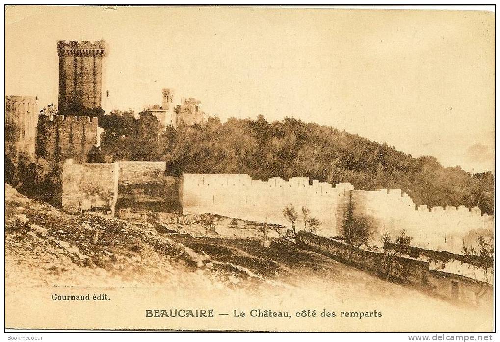 30 BEAUCAIRE LE CHATEAU  COTE DES REMPARTS   N° C 2688 - Beaucaire