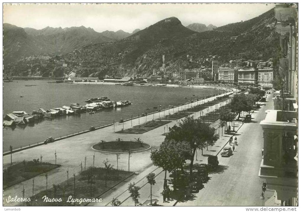 Italy - Italia - Salerno - Nuovo Lungomare - Old Unused Real Photo Postcard [P2749] - Salerno