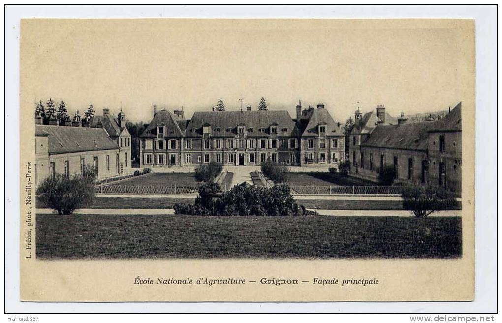 Ref 172 - école Nationale D´Agriculture - GRIGNON - Façade Principale - Grignon