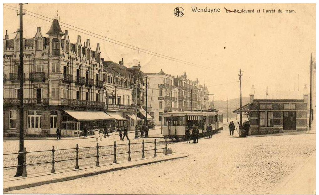 Wenduyne - Le Boulevard Et L'arrêt Du Tram -ed Van Battel Wenduyne - Wenduine