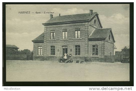 62 HARNES / Gare, Extérieur / - Harnes