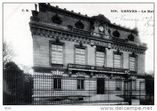 92. Hauts De Seine : Vanves .la Mairie  . - Vanves