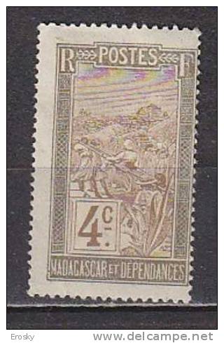 M4504 - COLONIES FRANCAISES MADAGASCAR Yv N°96 * - Neufs