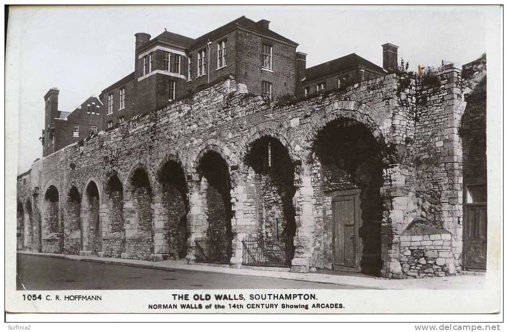 HANTS - SOUTHAMPTON - THE OLD WALLS 1925  Ha242 - Southampton