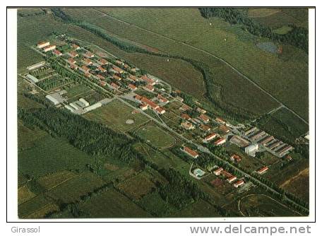 CPSM PARACHUTISME PARACHUTE Vue Aérienne De L' école Des Troupes Aéroportées DUJARDIN PAU - Paracaidismo