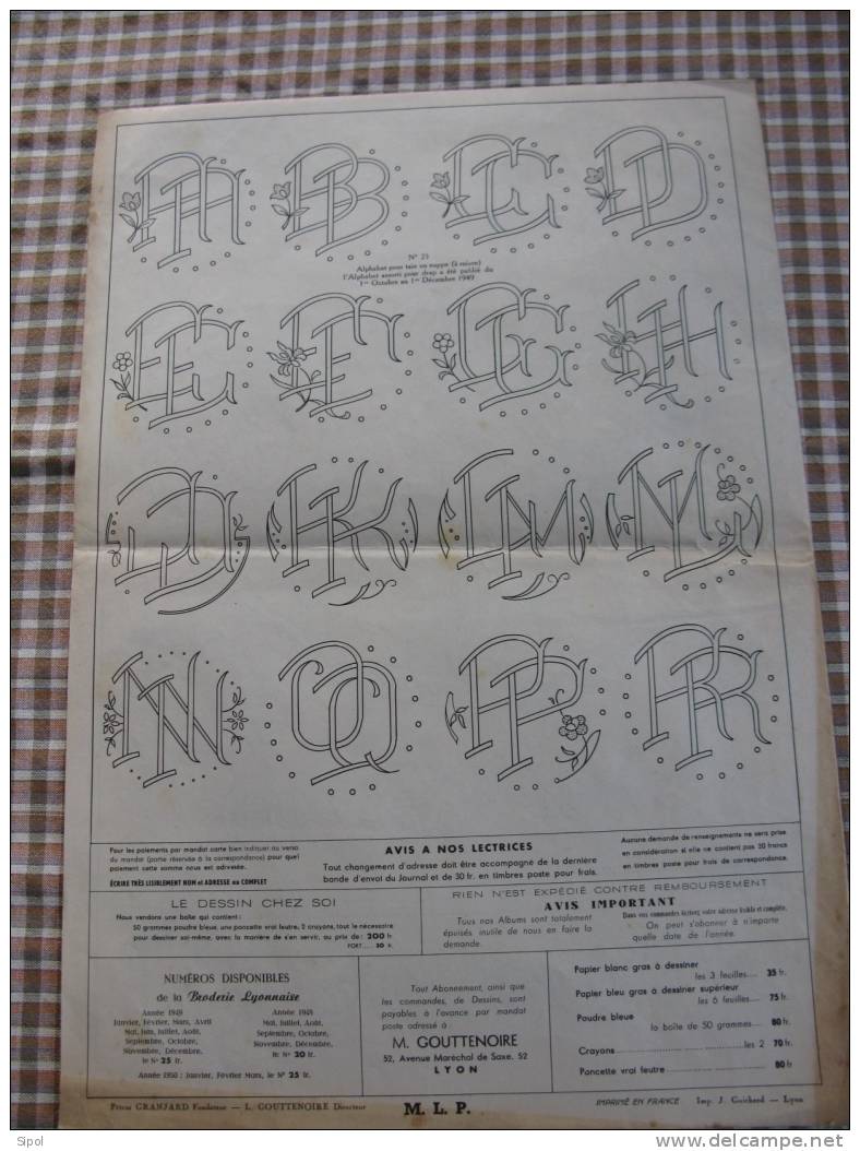 Revue :La Broderie  Lyonnaise Du 1er Mars 1950 N°1057 Feuille De 94 X 65  Cm Env Pliée En 4 - Andere & Zonder Classificatie