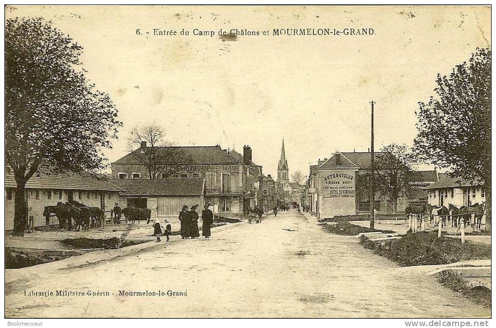 51  ENTREE DU CAMP DE CHALONS ET MOURMELON LE GRAND    N° C 2705 - Camp De Châlons - Mourmelon