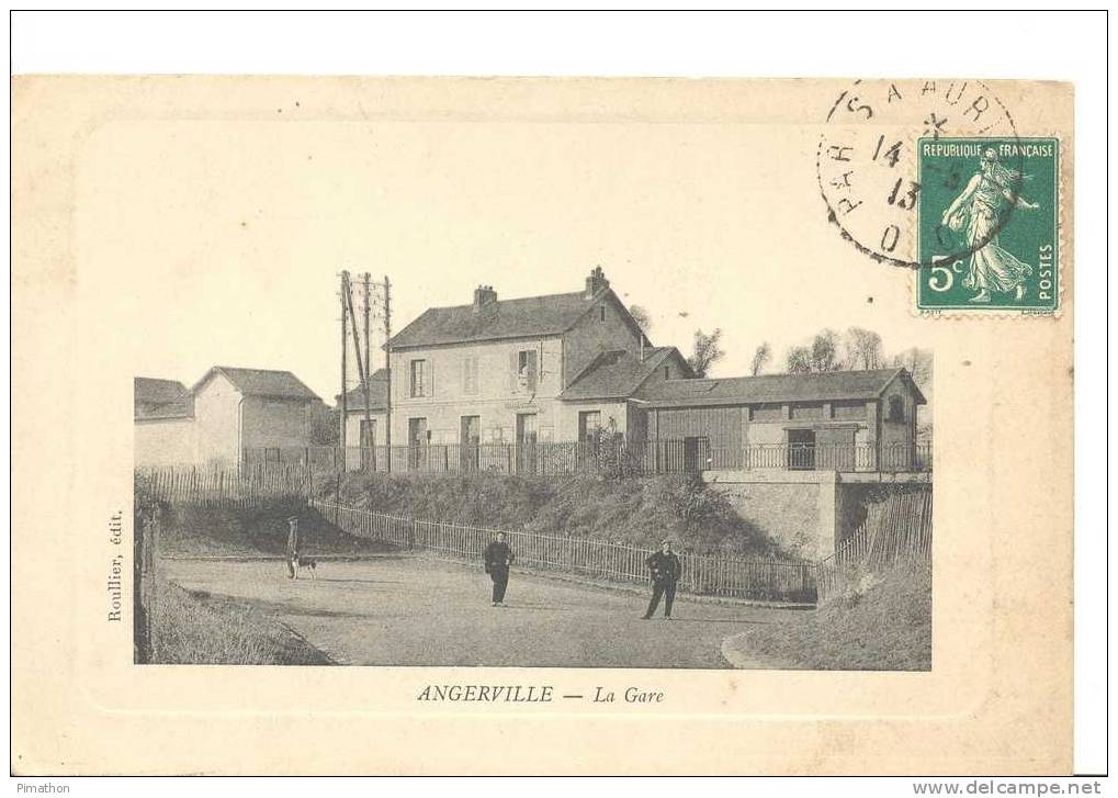 ANGERVILLE - La Gare  ,trés Bon état ( Voir Scan )animation - Angerville