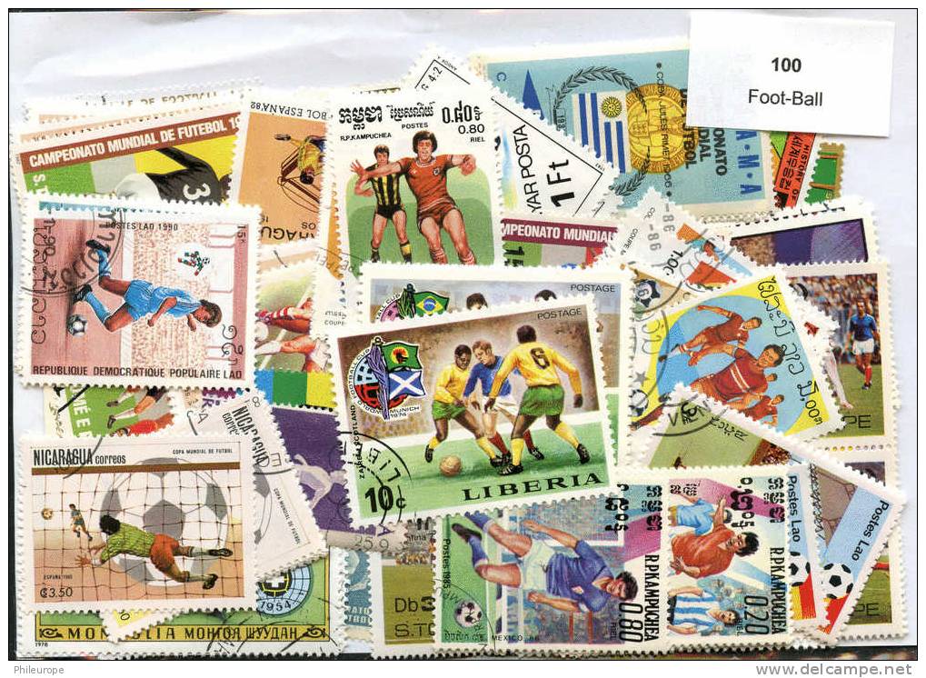 100 Timbres Thème Foot-Ball - Autres & Non Classés