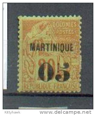 MART 242 - YT 4 * - Unused Stamps