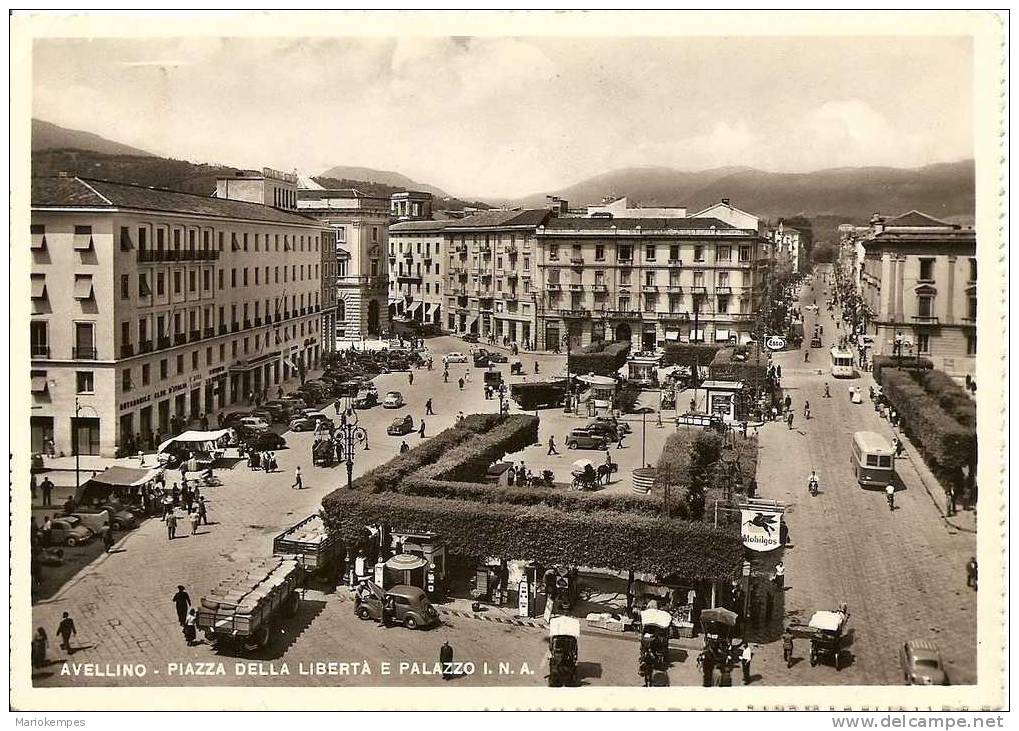 AVELLINO  -  PIAZZA DELLA LIBERTA' E PALAZZO  I. N. A. - Avellino