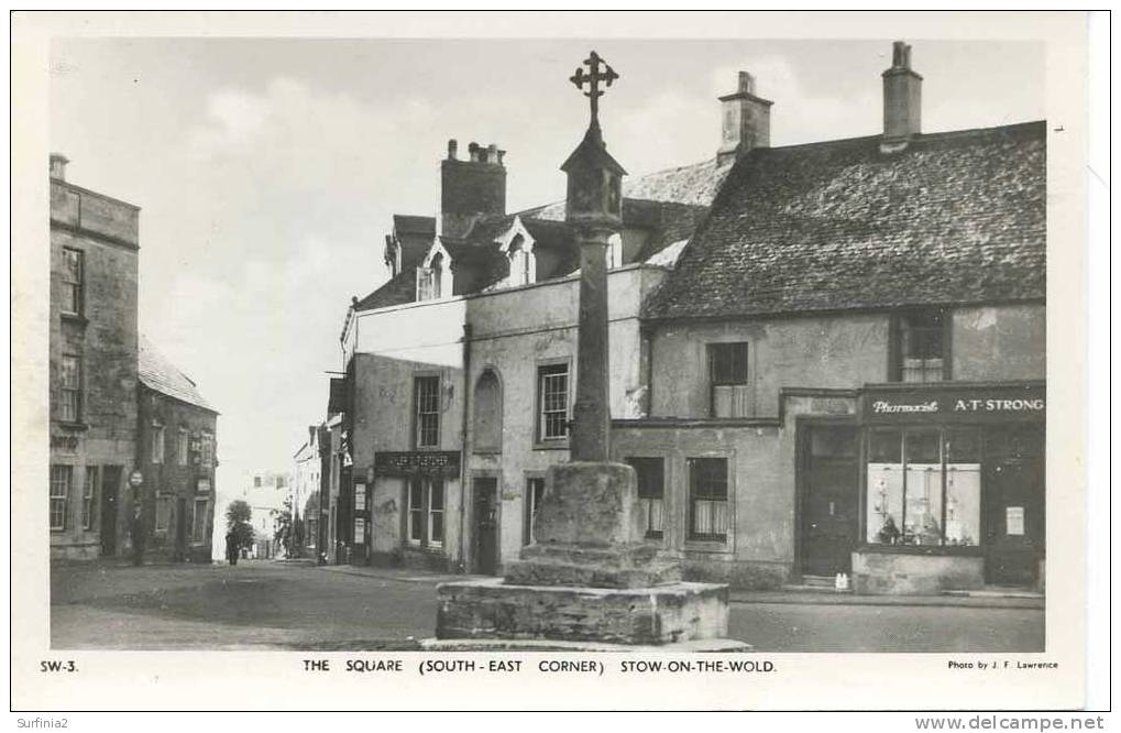 GLOS - STOW ON THE WOLD - THE SQUARE (SOUTH-EAST CORNER) RP  Gl126 - Other & Unclassified