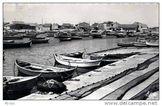 13 LA COURONNE Le Port, Barques - Autres & Non Classés
