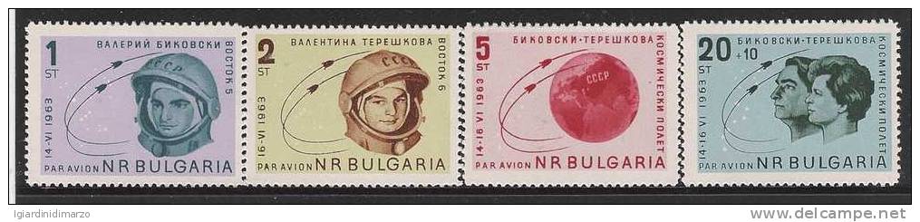 BULGARIA  - 1963: Serie Di 4 ValorI Nuovi S.t.l. Dedicati A VOSTOCK V° E VOSTOCK VI° - In Ottime Condizioni. - Europa