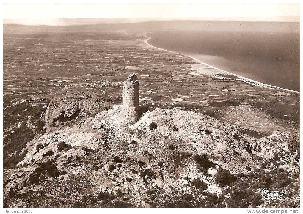 Argeles Sur Mer ( Pyrénées Orientales) Vue Aérienne Et Tour De La Massane, Ed  Photo Combier - Argeles Sur Mer