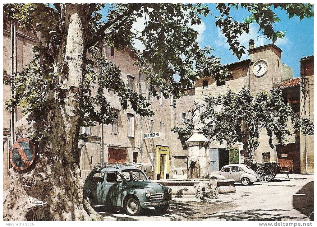 Auriol ( Bouches Du Rhone) Place Ste Barbe  Boulangerie Et Voiture Ancienne En 1967, Ed Photo Combier - Auriol