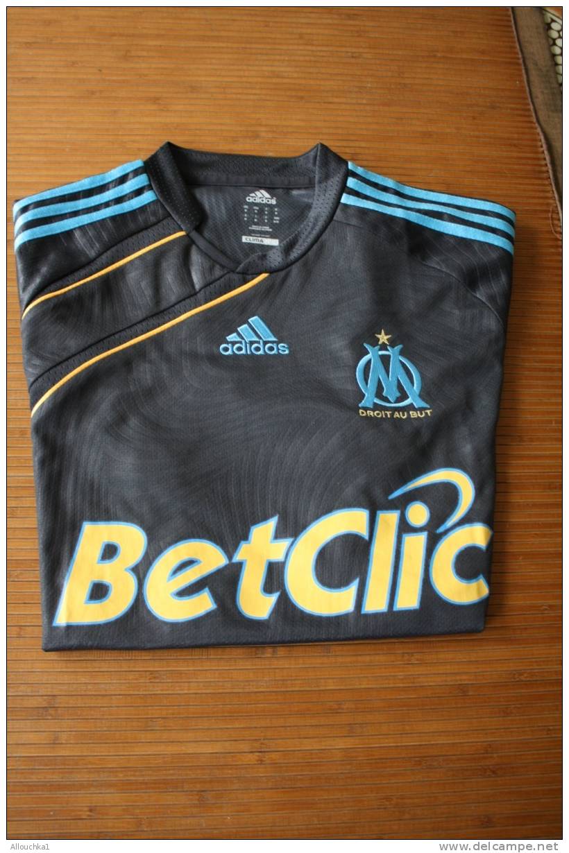 COLLECTOR PREMIER MAILLOT DE FOOT OLYMPIQUE DE MARSEILLE O.M. DROIT AU BUT ADIDAS AVEC LE NOUVEAU SPONSOR " BETCLIC "