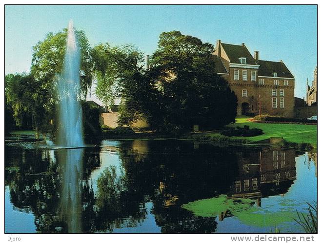 Woerden  Het Kasteel - Woerden