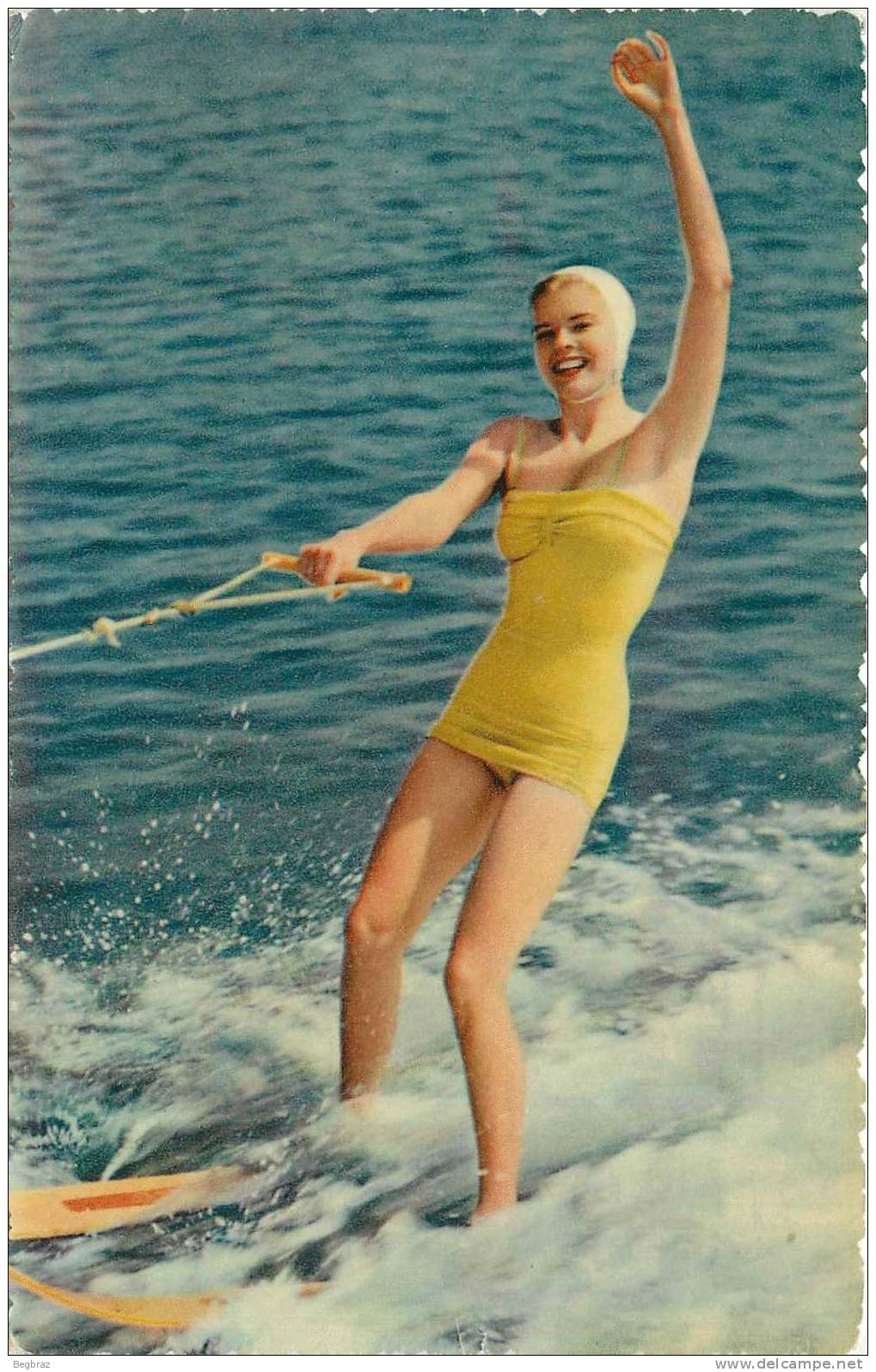 SKI NAUTIQUE     FEMME    BAIGNEUSE - Water-skiing