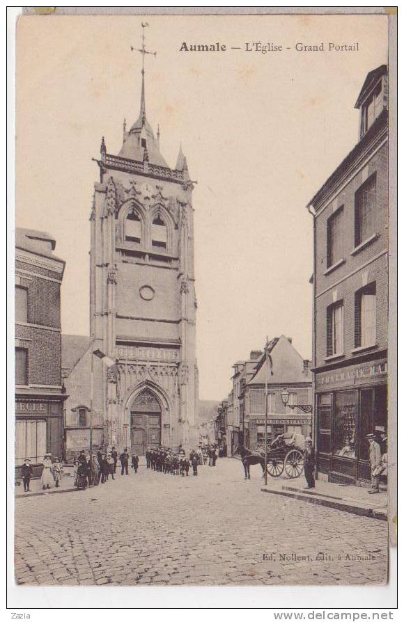 76.007/ AUMALE - L'église -  Grand Portail - Aumale