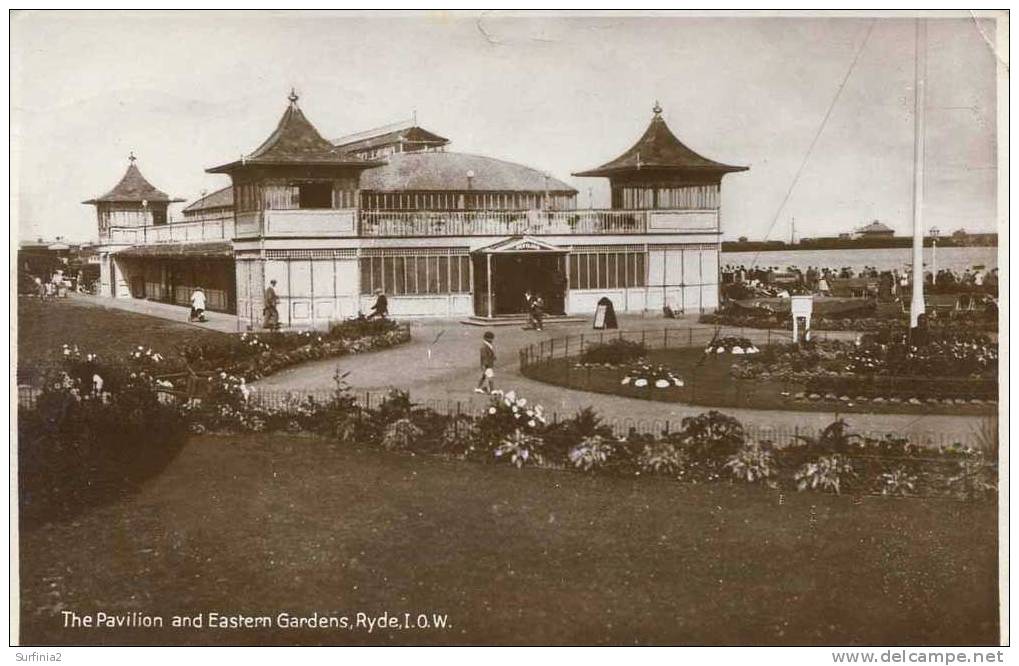 IOW - RYDE - THE PAVILION AND EASTERN GARDENS RP  Iow56 - Autres & Non Classés