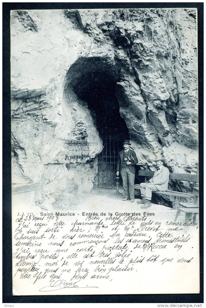 CPA. SAINT-MAURICE. Entrée De La Grotte Des Fées. / Ed. Jullien Frères Genève. 121. - Saint-Maurice